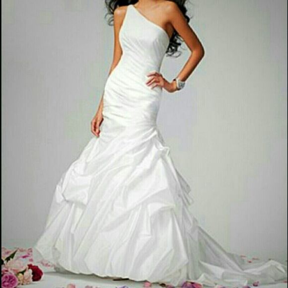 New✨ ALFRED ANGELO Mermaid Wedding Gown - Picture 8 of 9